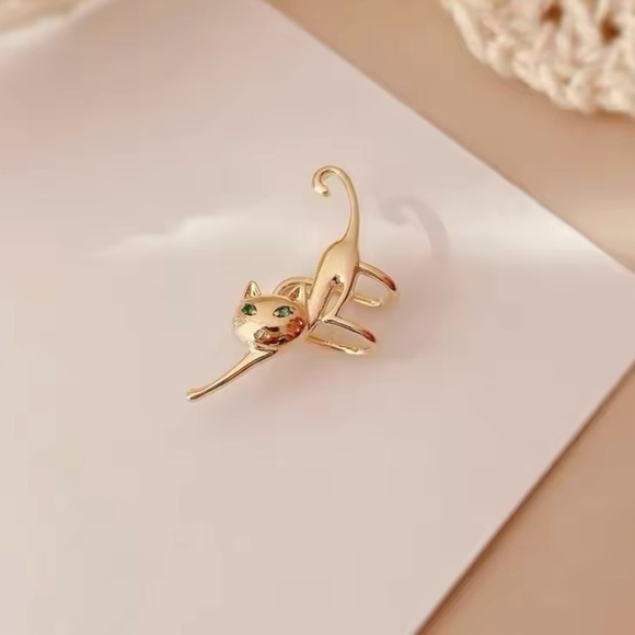 Cat Ear Cuff Earring - Picture 2 of 6